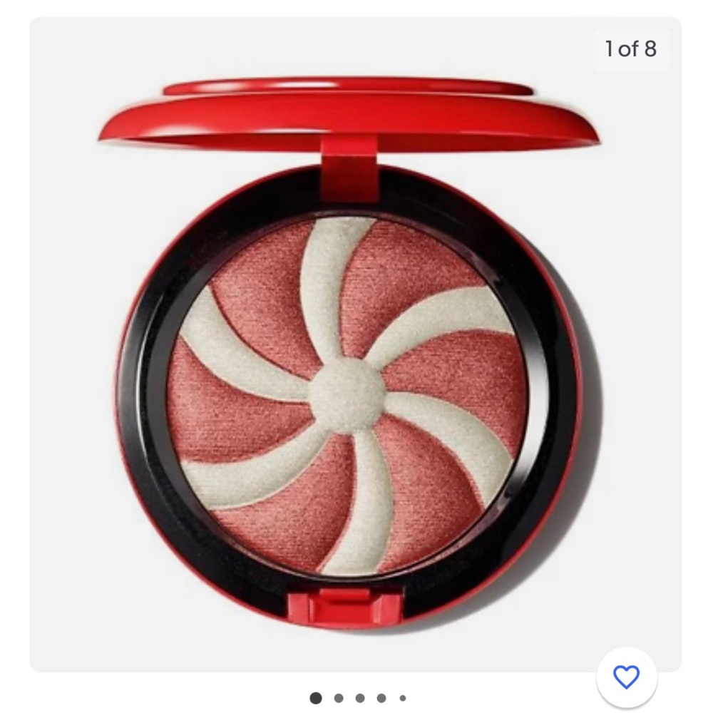 MAC Cosmetics Highlighter